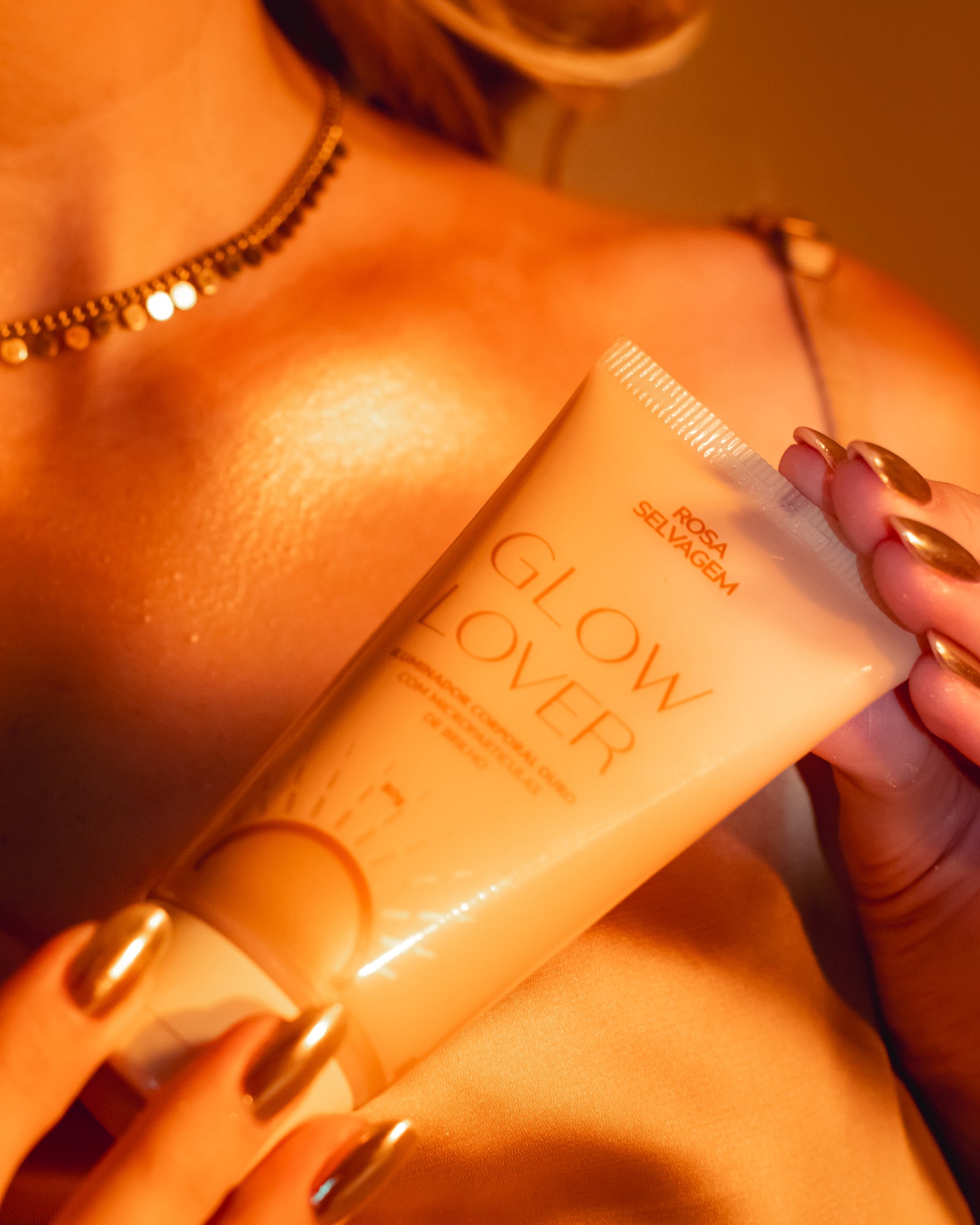 Glow Lover Iluminador Corporal Ouro